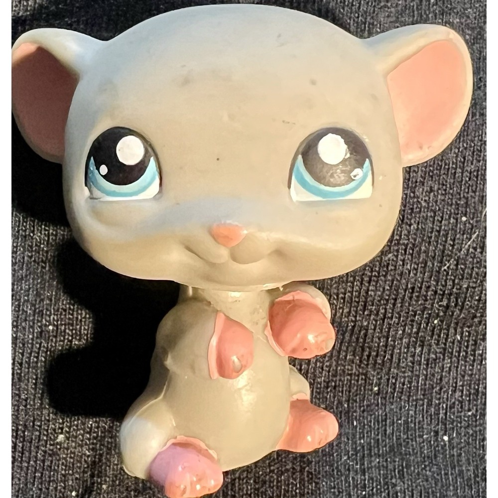 Hasbro Littlest Pet Shop Gray Mouse Figure‎ Blue Eyes Pink Ears Toy for Ages 3-7